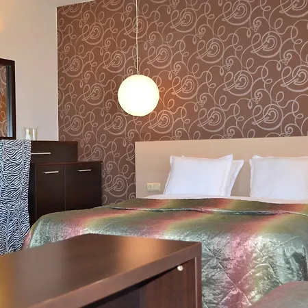 Hotel Diamanti 3*